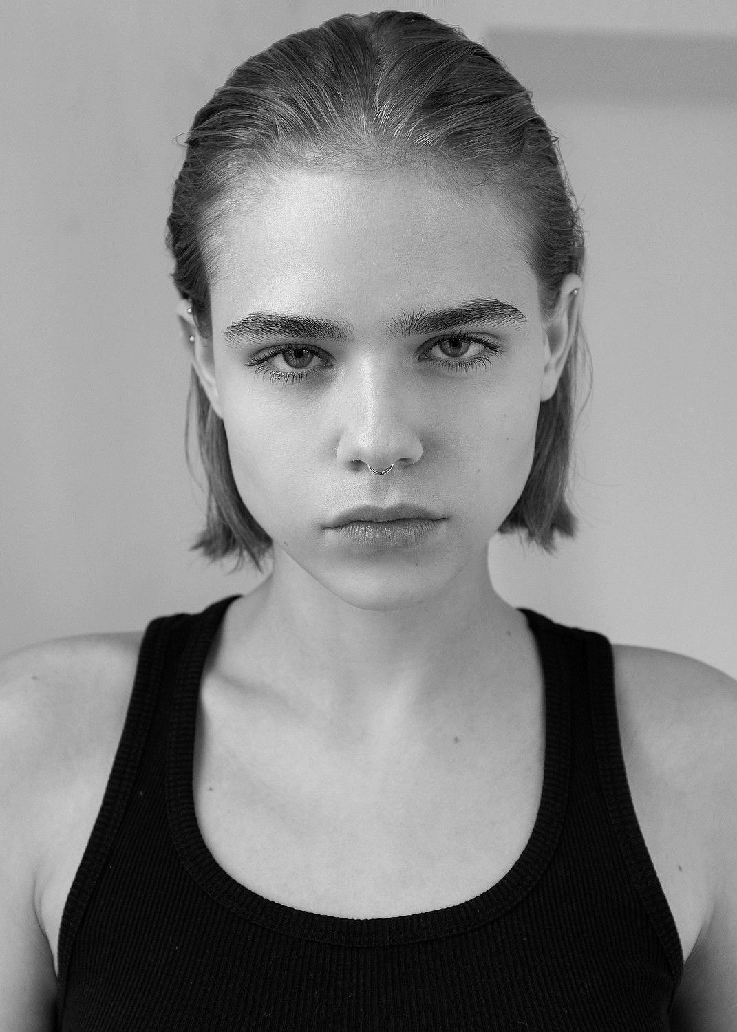 1-gabriele-p-main-book-the-base