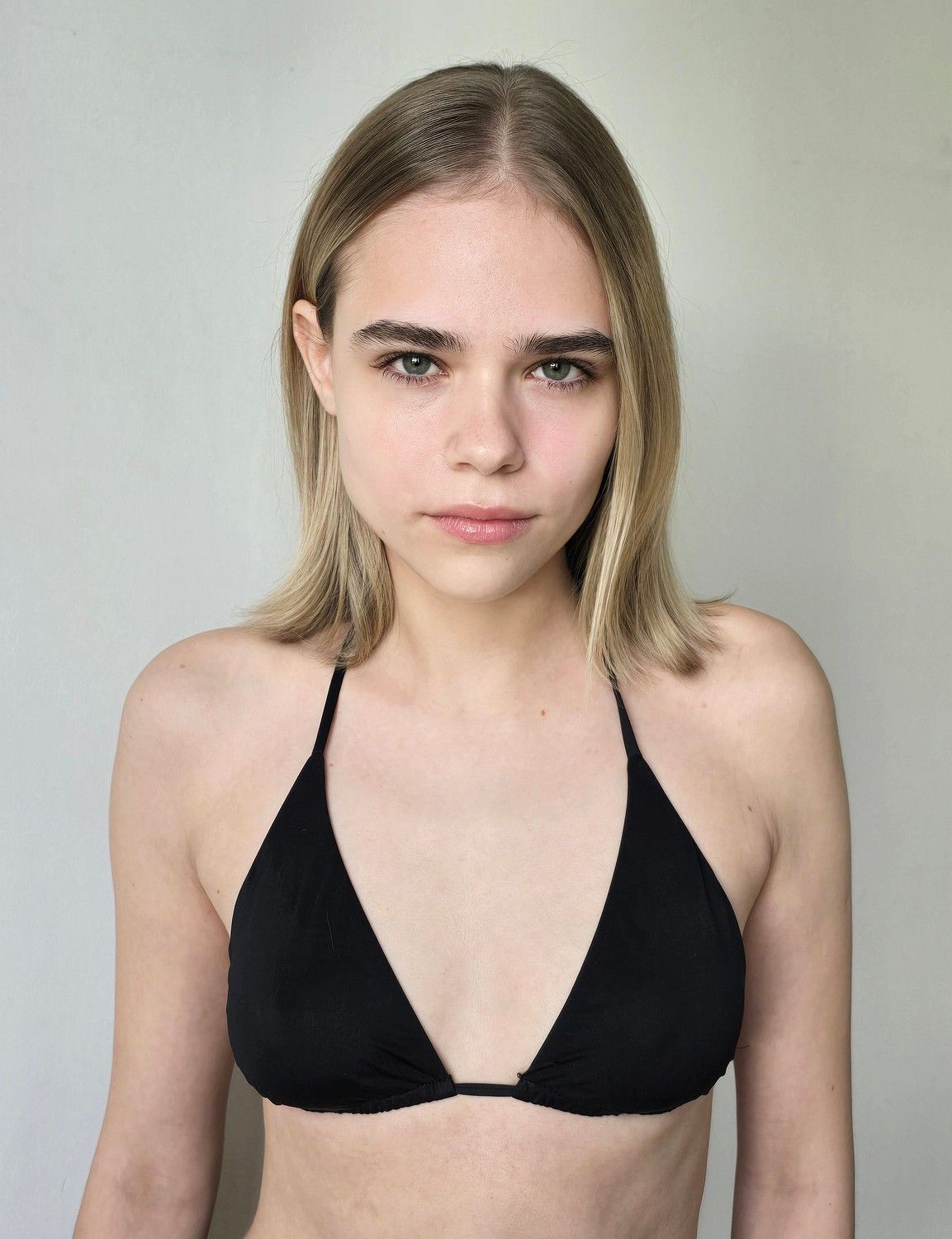 1-gabriele-p-polaroids-10-25-the-base