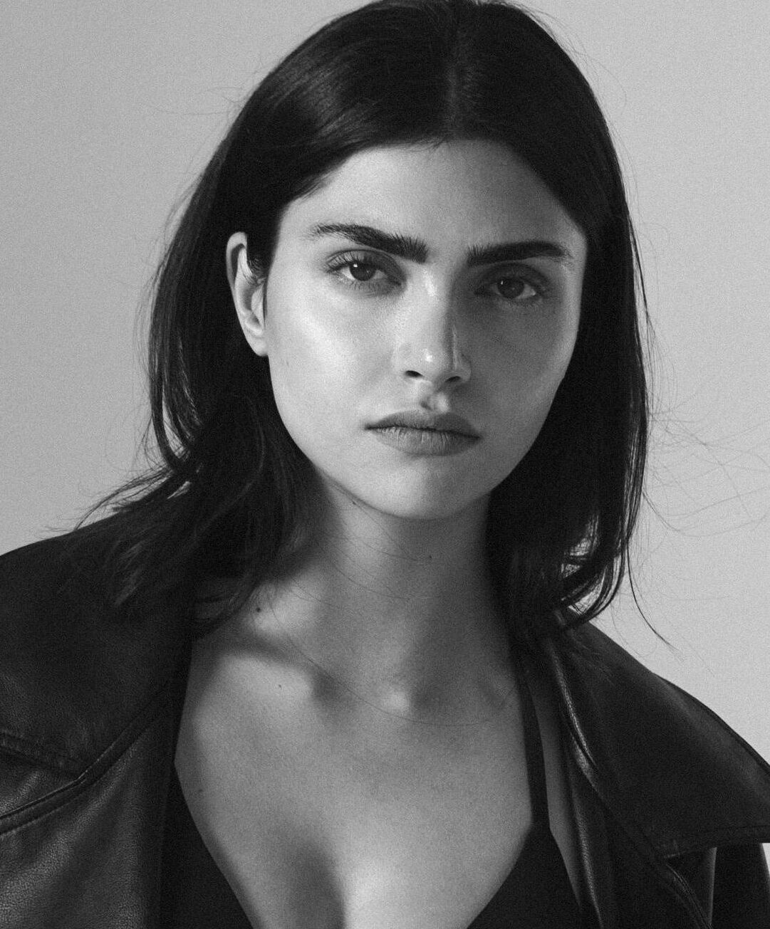 1-sila-main-book-the-base