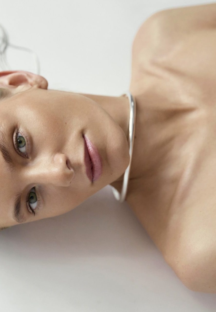 11-merle-m-main-book-the-base