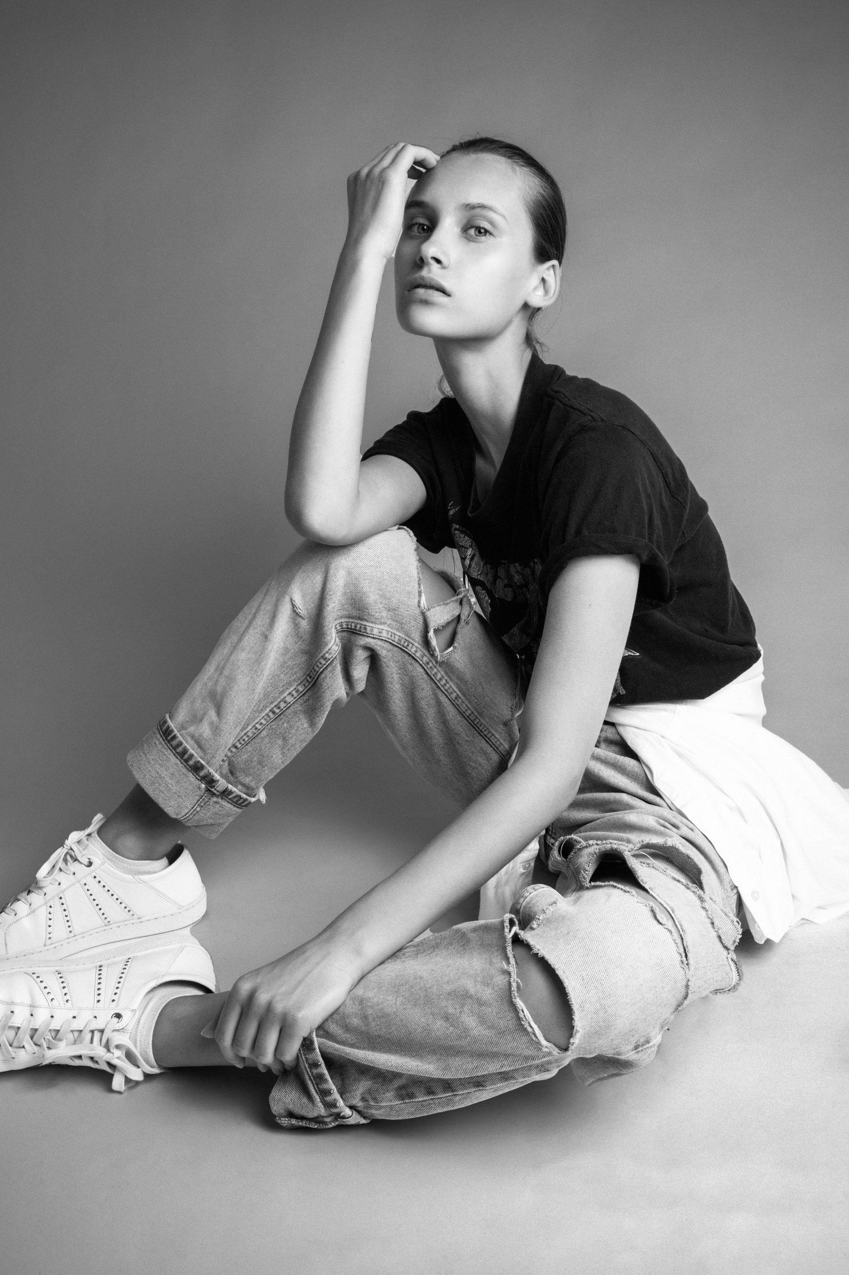 12-beatrice-j-main-book-the-base