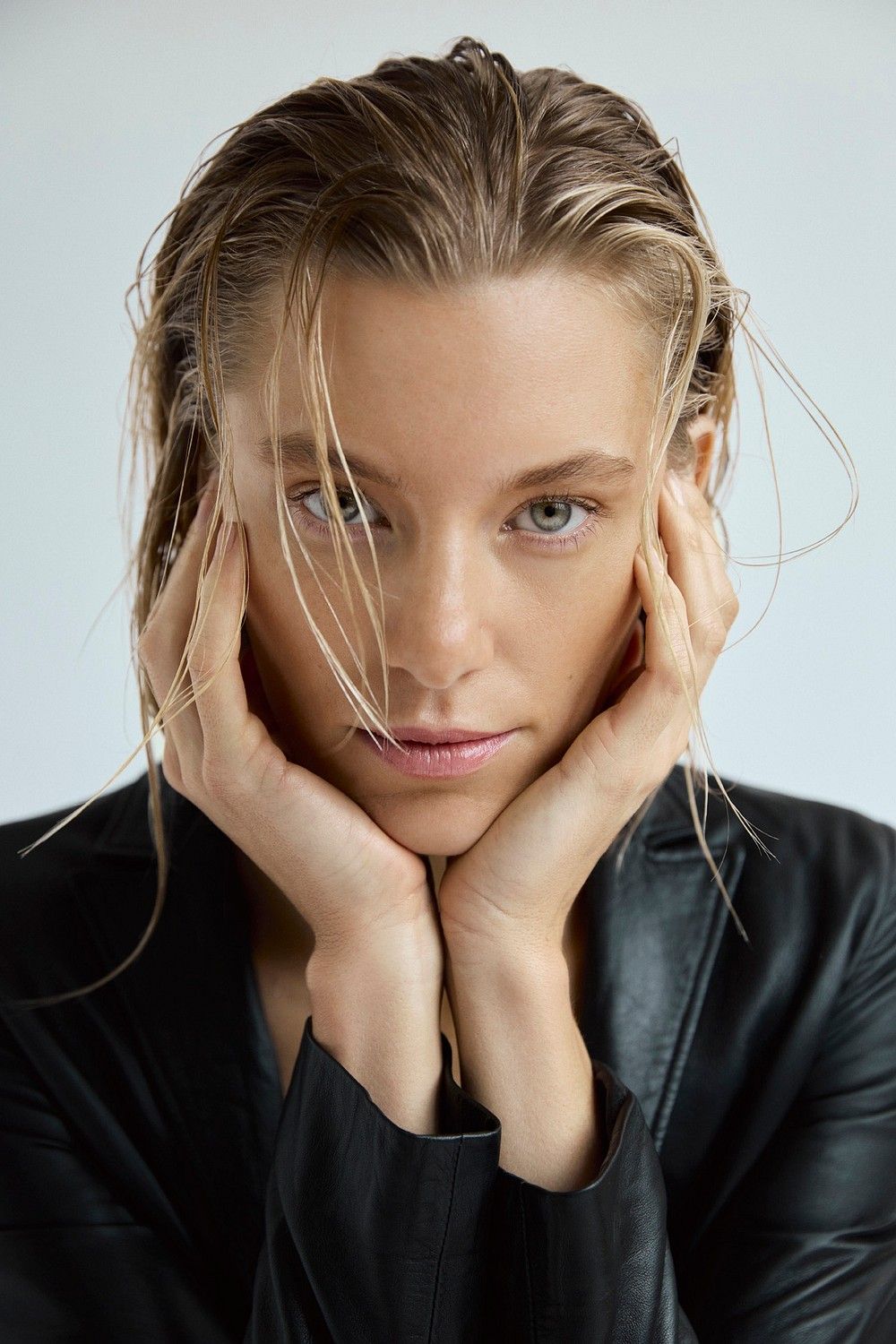 12-merle-m-main-book-the-base