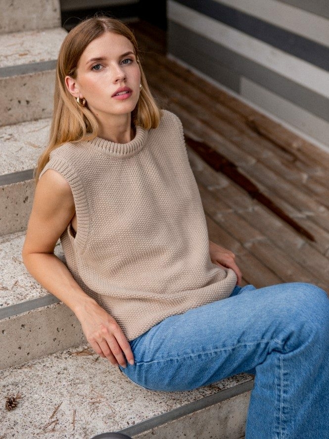 22-ugne-s-main-book-the-base