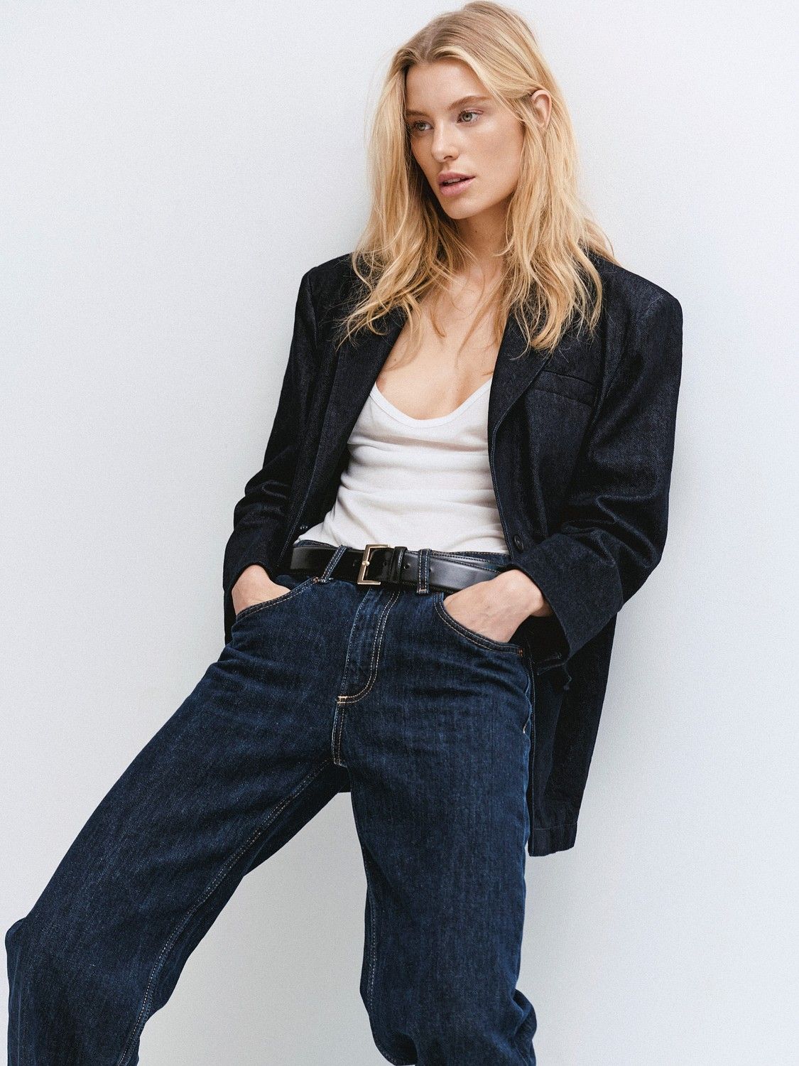 23-merle-m-main-book-the-base