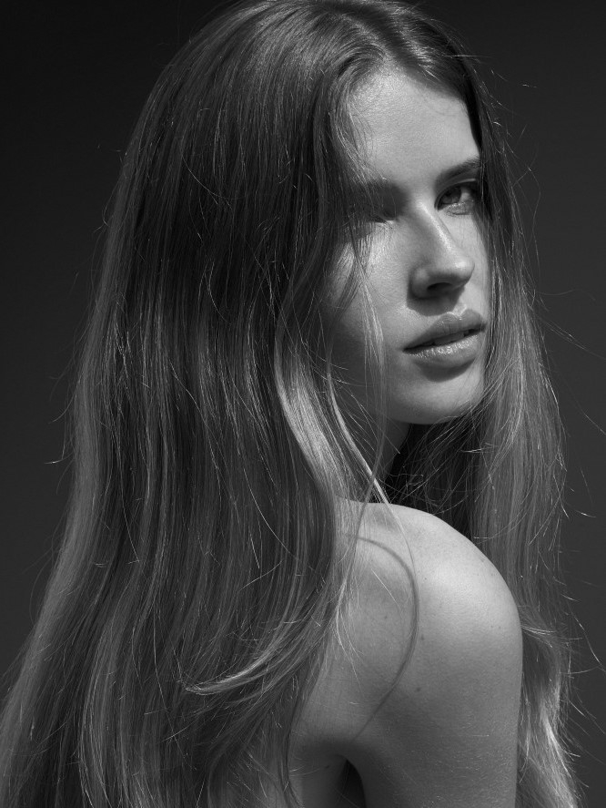 24-ugne-s-main-book-the-base