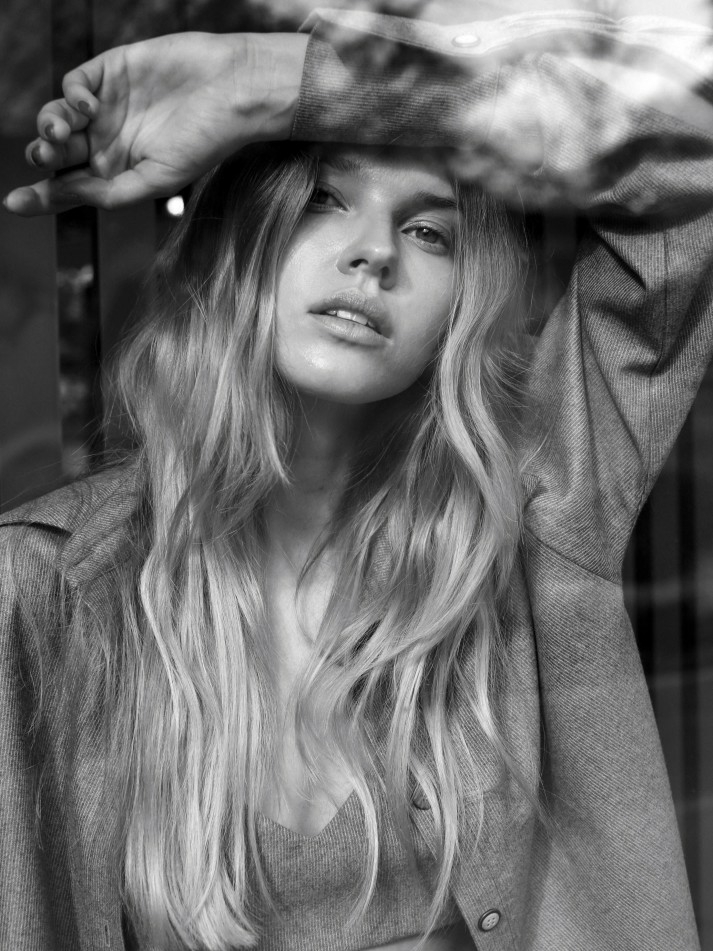 25-ugne-s-main-book-the-base