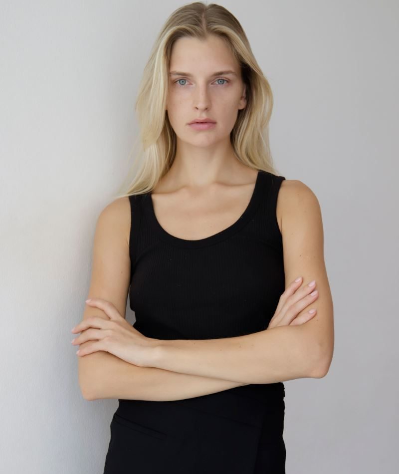 1-ieva-palionyte-polaroids-the-base