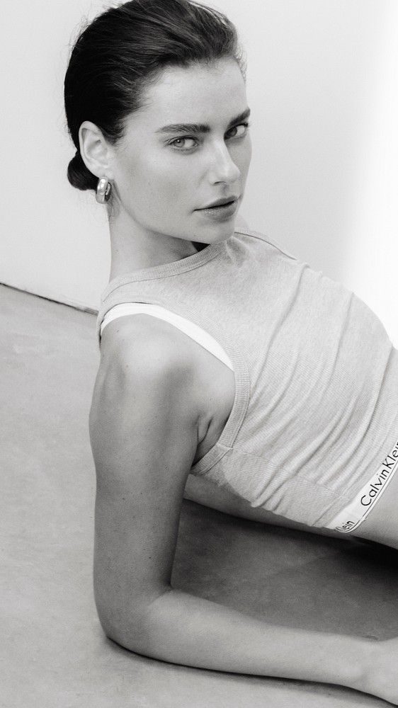 18-lilli-main-book-the-base