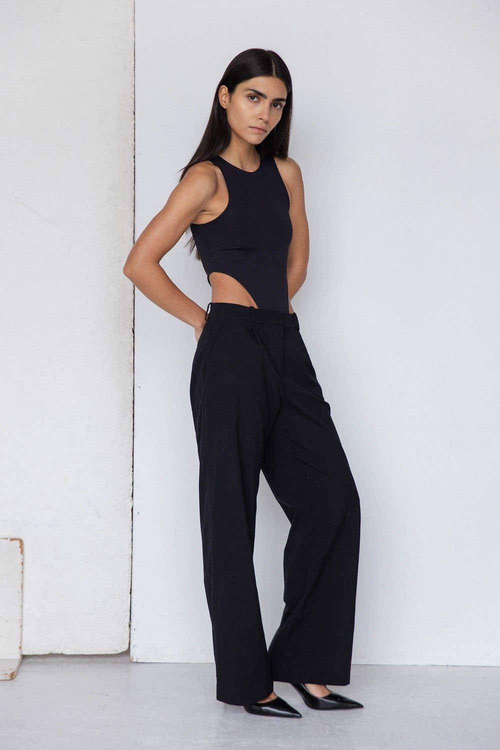 1-sila-polaroids-fashion-2026-the-base-gbr