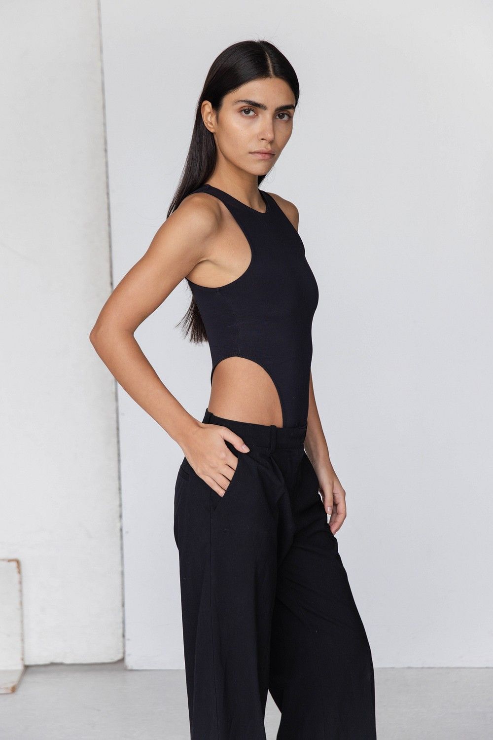 5-sila-polaroids-fashion-2026-the-base-gbr