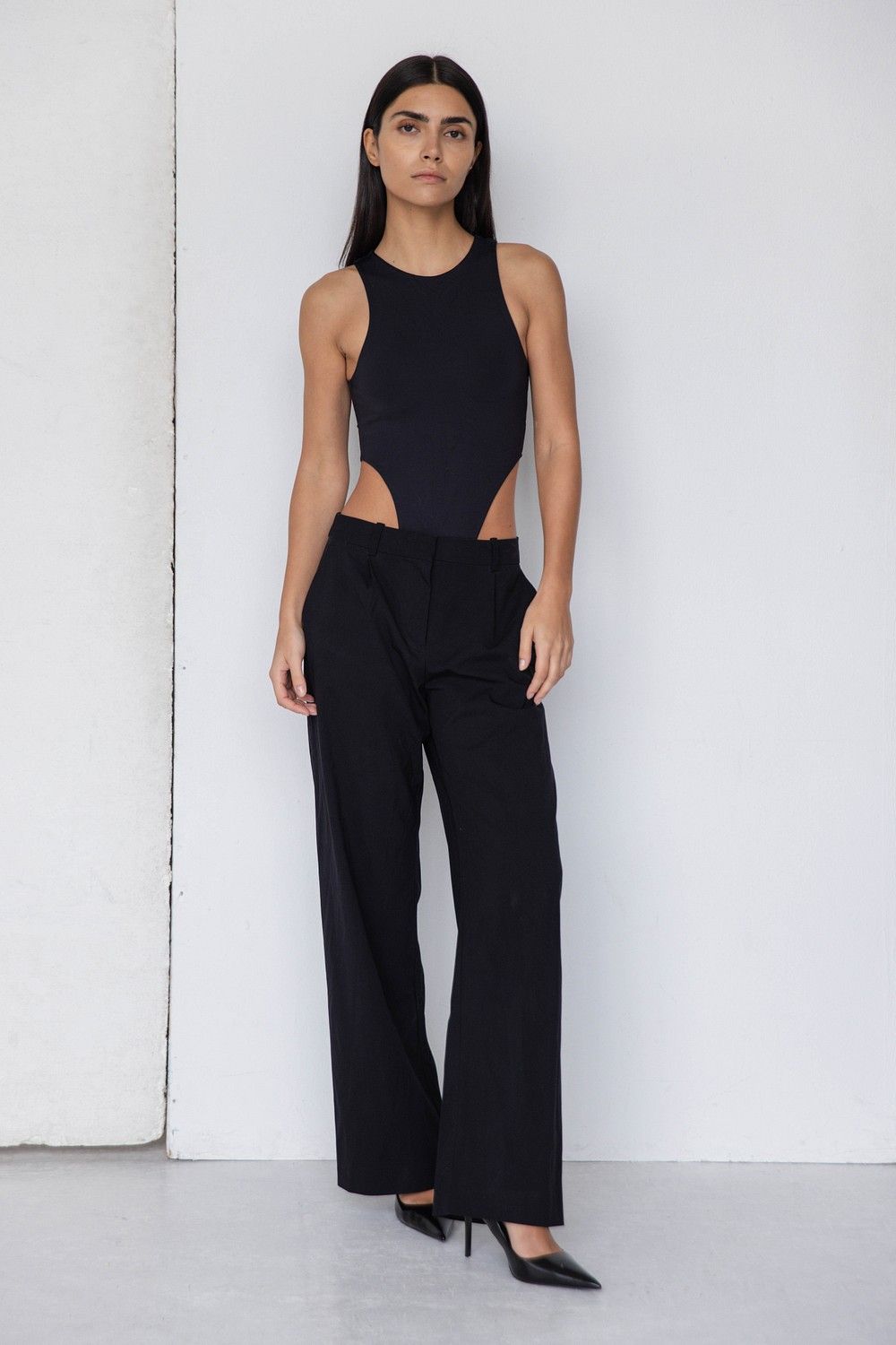 6-sila-polaroids-fashion-2026-the-base-gbr